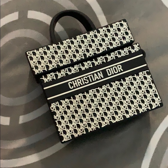 🆕 Apple AirPods Pro & V1 & V2 - Picture 7 of 16